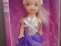 Fashion doll little princess - afbeelding 1 van  3