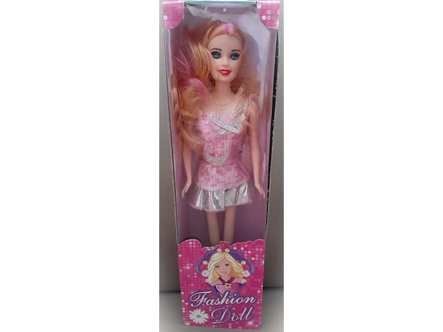 Fashion doll met paars kleed - afbeelding 1 van  3