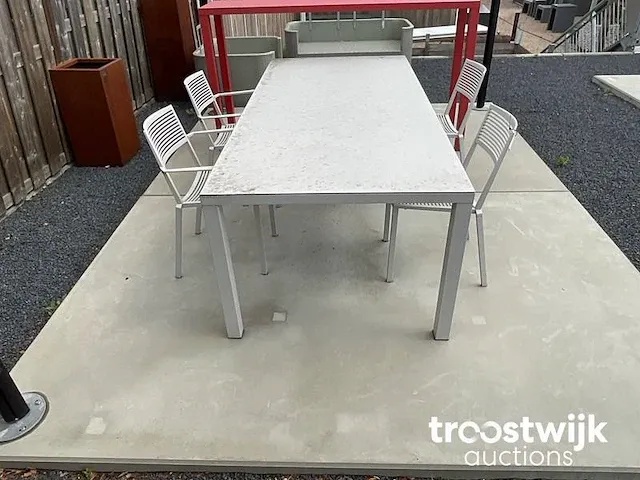 Fast terrastafel met 4 stoelen - afbeelding 2 van  3