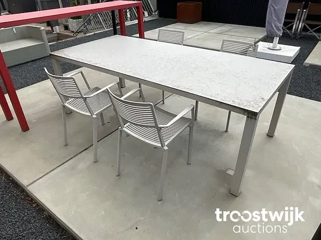 Fast terrastafel met 4 stoelen - afbeelding 3 van  3