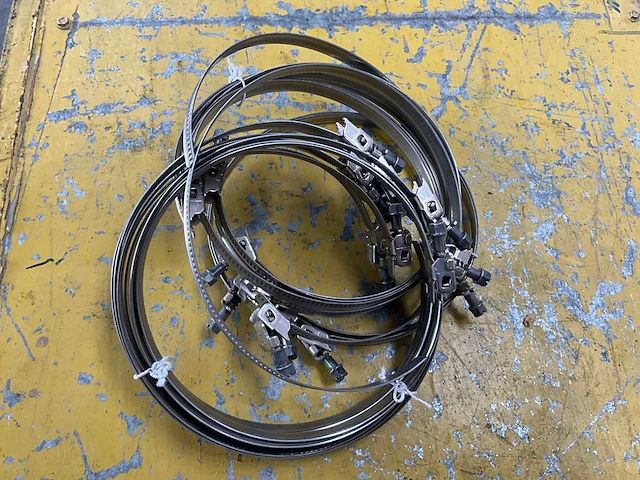 Fasteners champs 60-110 mm partij spanringen - afbeelding 1 van  4
