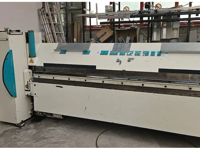 Fasti 221-32-2.5 cnc zetbank - afbeelding 1 van  9