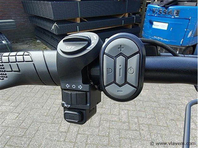 Fatbike elektrisch 250 watt - afbeelding 27 van  31