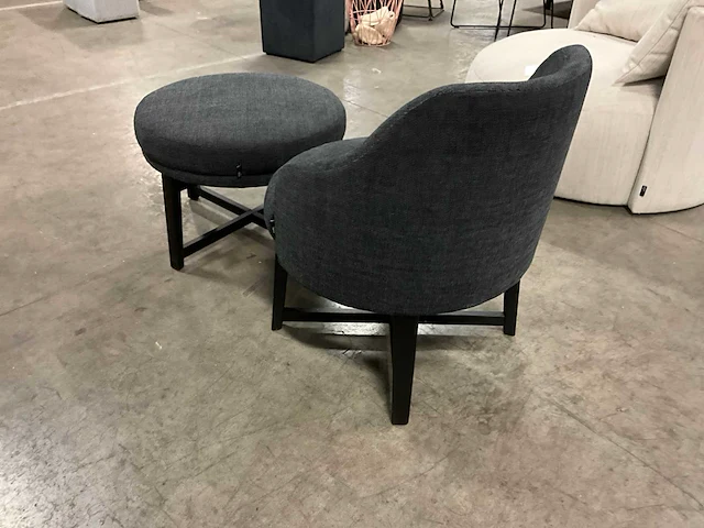 Fauteuil met poef - afbeelding 4 van  5