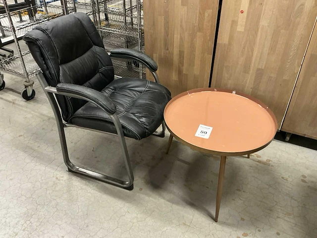 Fauteuil met tafel - afbeelding 1 van  6