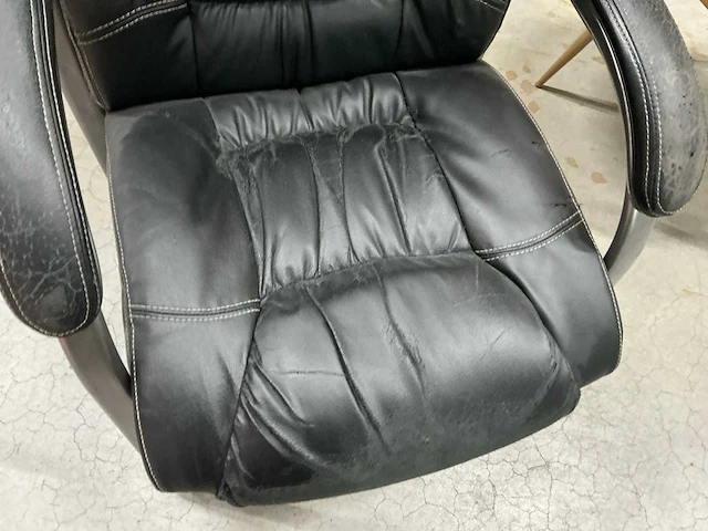 Fauteuil met tafel - afbeelding 3 van  6
