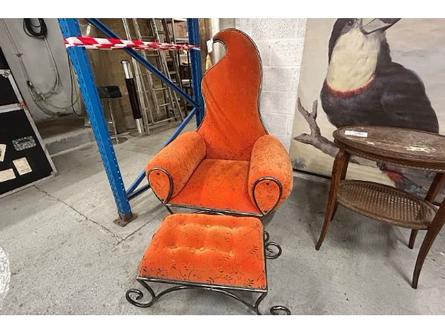 Fauteuil met voetbank - afbeelding 2 van  8