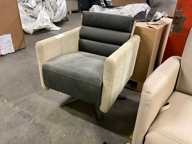 Fauteuil - afbeelding 1 van  4