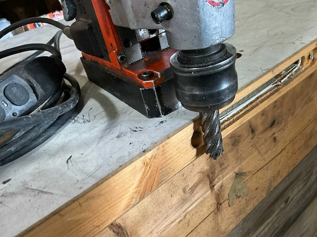 Fein kbu35qw magnetische boormachine - afbeelding 6 van  9