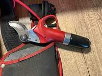Felco 811 professionele accu-snoeischaar - afbeelding 2 van  6
