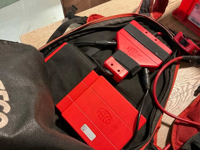 Felco 820 professionele accu-snoeischaar - afbeelding 3 van  6