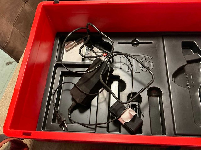 Felco 820 professionele accu-snoeischaar - afbeelding 4 van  6