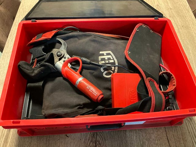 Felco 820 professionele accu-snoeischaar - afbeelding 4 van  5