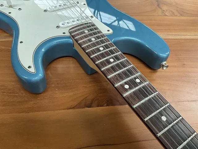 Fender stratocaster - lake placid blue (1995) - afbeelding 17 van  19
