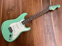 Fender stratocaster - sea foam green (1995)