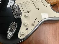 Fender ultra stratocaster (1989) - afbeelding 10 van  17