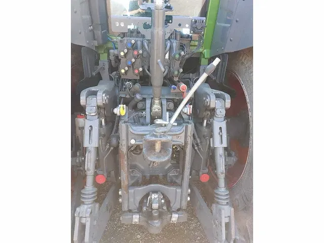 Fendt - 826 - vierwielaangedreven landbouwtractor - 2020 - afbeelding 11 van  13