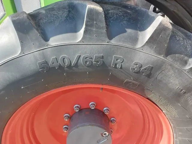 Fendt - 826 - vierwielaangedreven landbouwtractor - 2020 - afbeelding 12 van  13