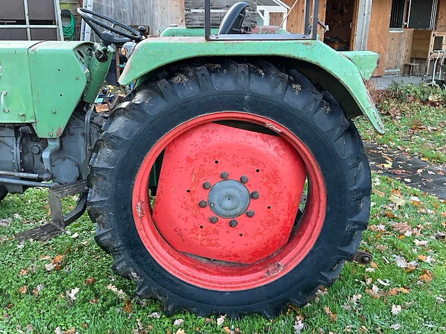 Fendt 103s turbomatic - 1974 - oldtimer tractor - afbeelding 12 van  94