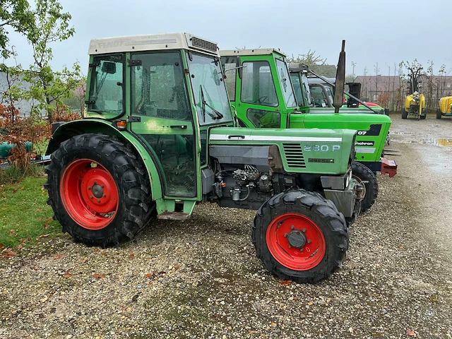 Fendt 248/2 tractor - afbeelding 7 van  12