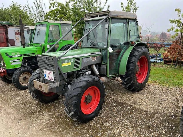 Fendt 297 tractor - afbeelding 1 van  13