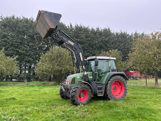 Fendt 412 vario vierwielaangedreven landbouwtractor - 2002 - afbeelding 17 van  18