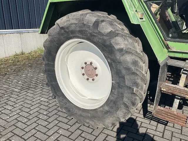 Fendt favorit 614 ls vierwielaangedreven landbouwtractor - afbeelding 2 van  18