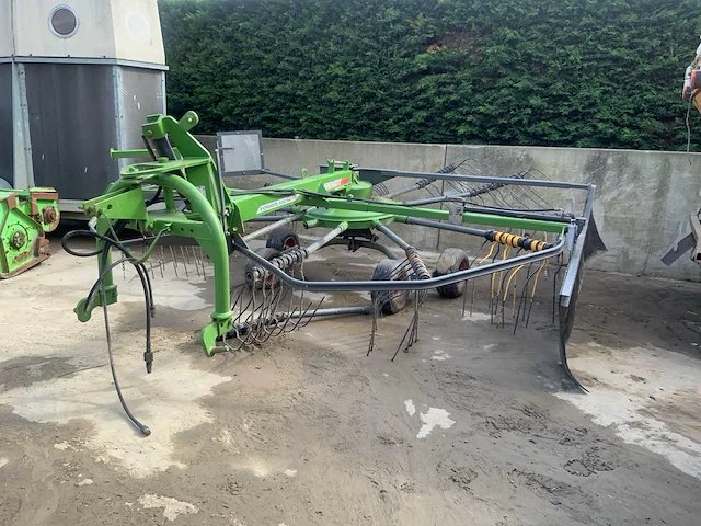 Fendt former 456 dn gedragen hooischudder - afbeelding 1 van  7