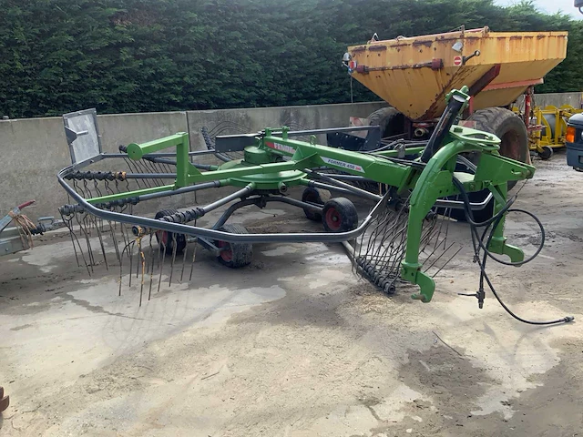Fendt former 456 dn gedragen hooischudder - afbeelding 3 van  7