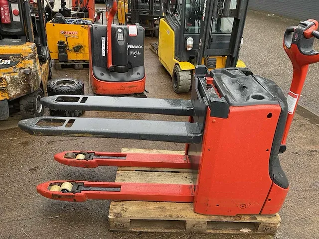 Fenwick-linde t16l stapelaar - 2014 - afbeelding 3 van  5