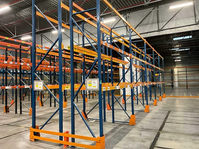 Feralco 20 palletstelling gebouw 15 a - afbeelding 1 van  5
