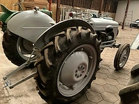 Ferguson oldtimer tractor - afbeelding 9 van  14