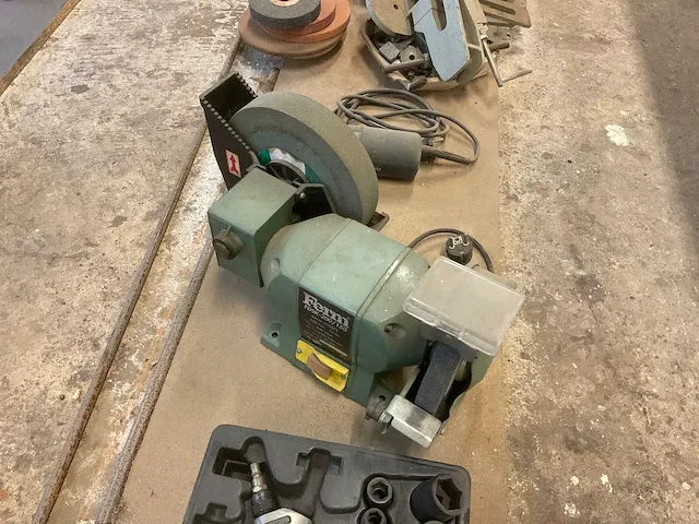 Ferm fdsk-200/150 werkbankslijpmachine - afbeelding 4 van  9
