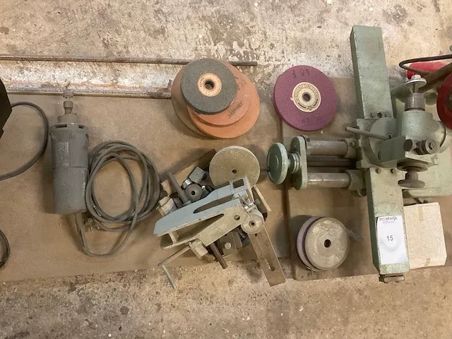 Ferm fdsk-200/150 werkbankslijpmachine - afbeelding 7 van  9