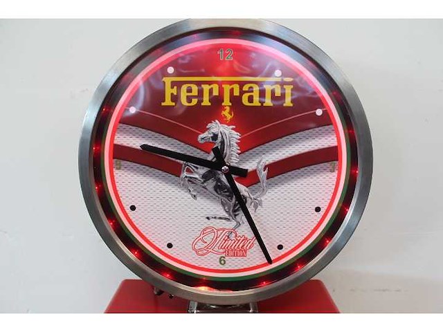 Ferrari - benzinepomp kast - decorative object - afbeelding 5 van  6