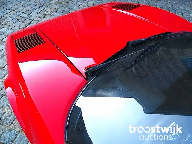 Ferrari 308 gtsi - afbeelding 2 van  27