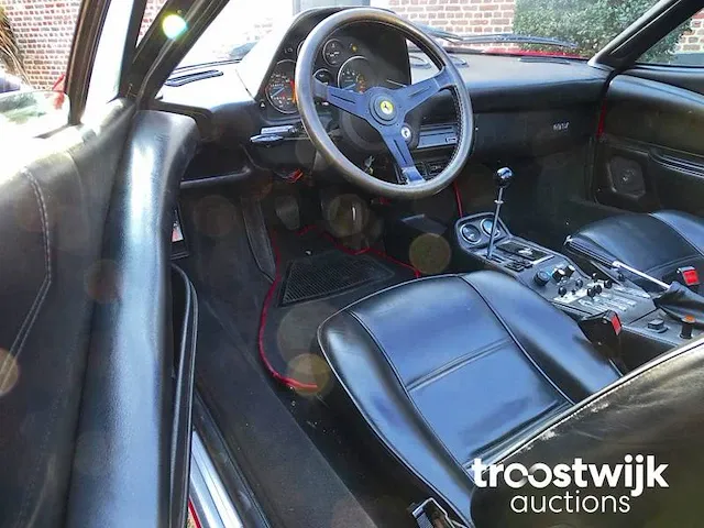 Ferrari 308 gtsi - afbeelding 8 van  27