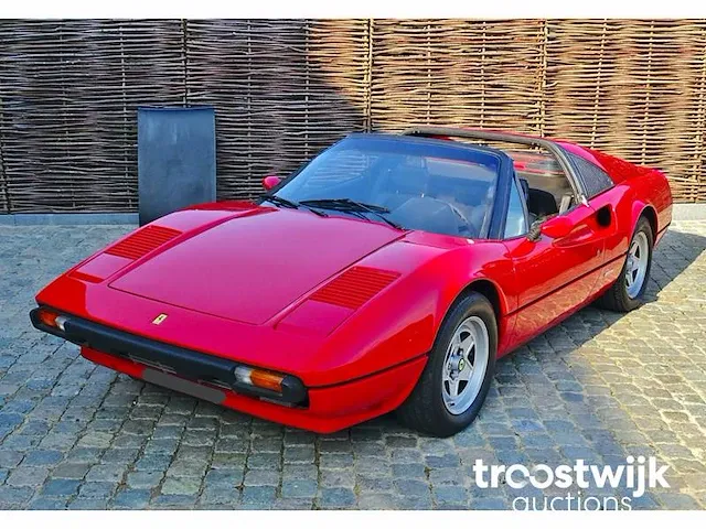 Ferrari 308 gtsi - afbeelding 1 van  27