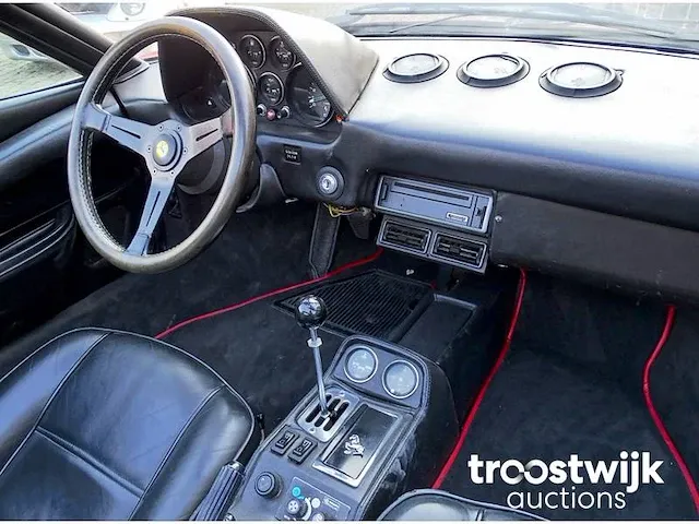Ferrari 308 gtsi - afbeelding 16 van  27