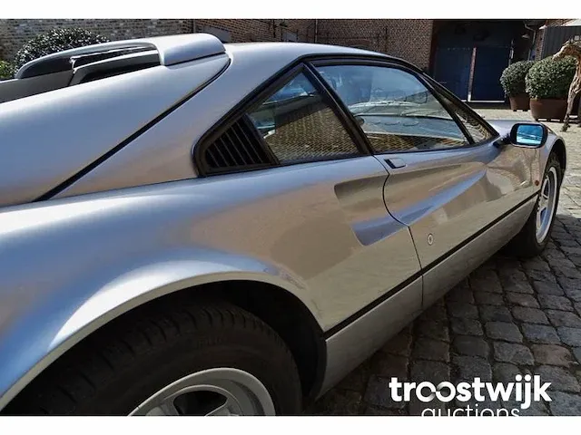 Ferrari 328 gtb - afbeelding 18 van  52