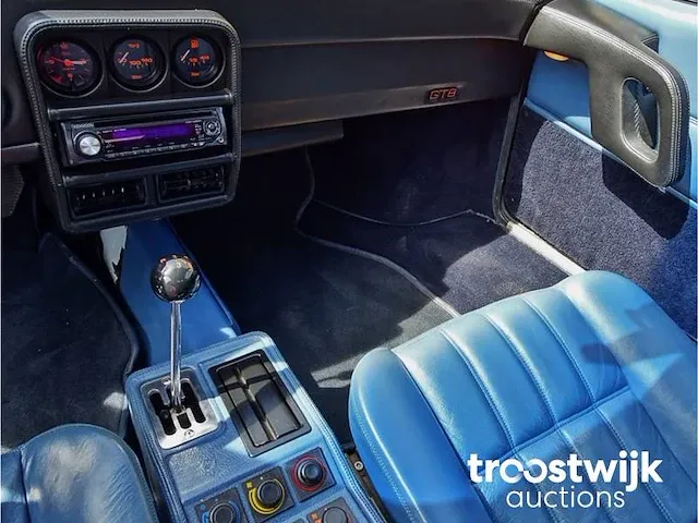 Ferrari 328 gtb - afbeelding 26 van  52