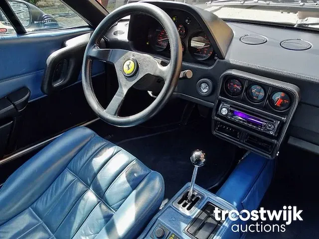 Ferrari 328 gtb - afbeelding 29 van  52