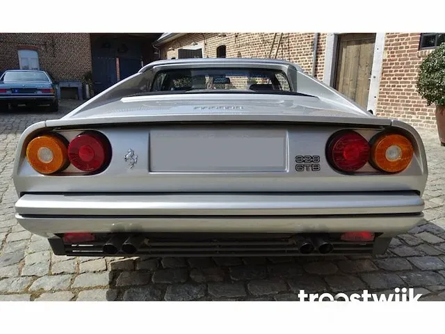 Ferrari 328 gtb - afbeelding 34 van  52