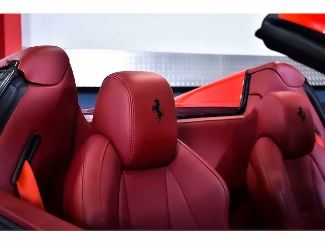 Ferrari 458 italia spider 4,5l v8 - 2015 - afbeelding 19 van  85