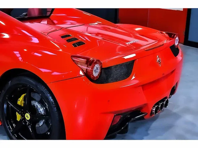 Ferrari 458 italia spider 4,5l v8 - 2015 - afbeelding 42 van  85