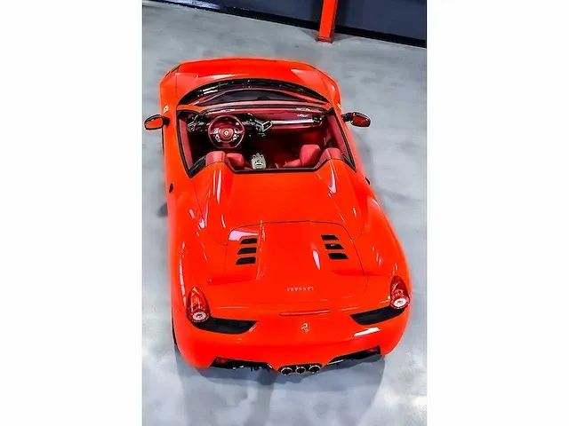 Ferrari 458 italia spider 4,5l v8 - 2015 - afbeelding 47 van  85