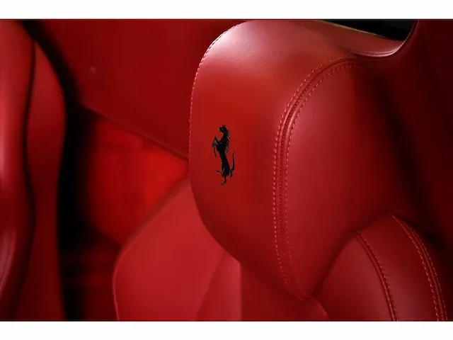 Ferrari 458 italia spider 4,5l v8 - 2015 - afbeelding 64 van  85