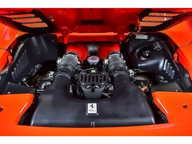 Ferrari 458 italia spider 4,5l v8 - 2015 - afbeelding 82 van  85