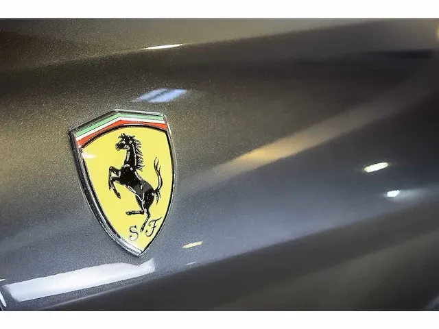Ferrari 612 scaglietti 'one-to-one' coupe 5,7l v12 - 2010 - afbeelding 8 van  78