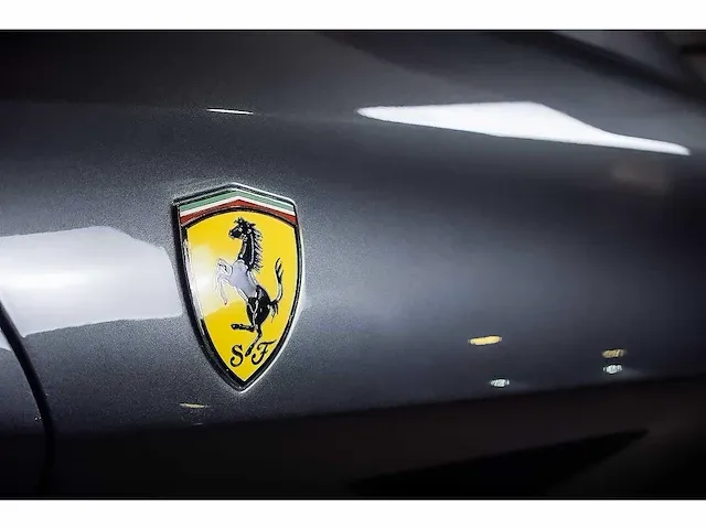 Ferrari 612 scaglietti 'one-to-one' coupe 5,7l v12 - 2010 - afbeelding 22 van  78